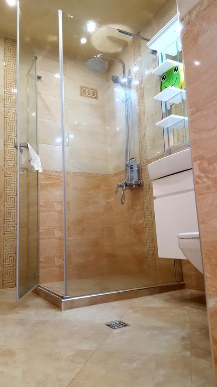 Modern Home Apartment Airport 소피아 외부 사진