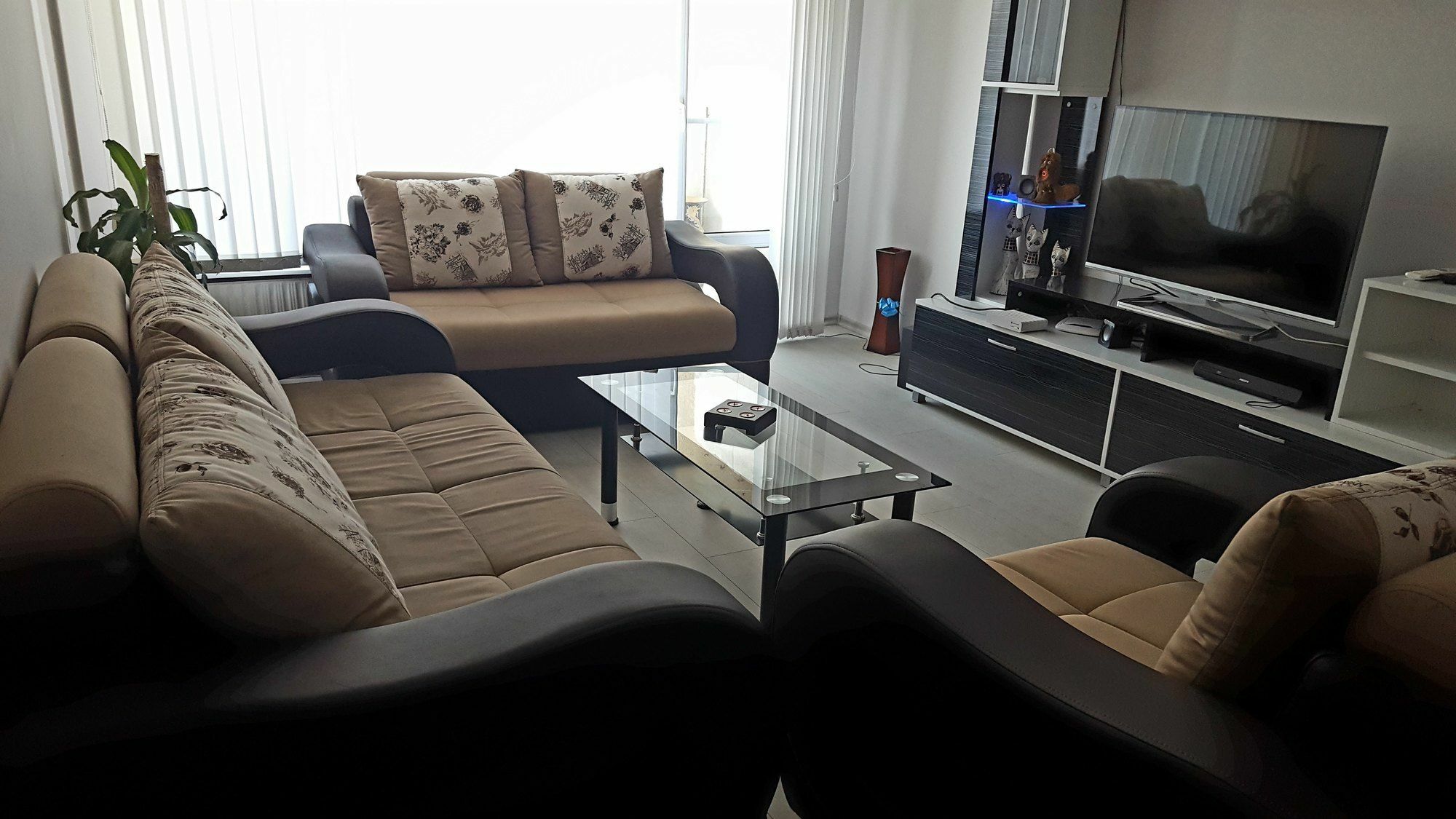 Modern Home Apartment Airport 소피아 외부 사진